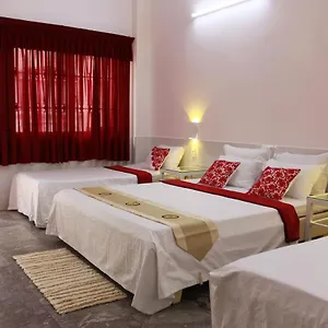 Quang Saigon Hotel- 40-7 Bùi Viện-walking Street Maison d'hôtes